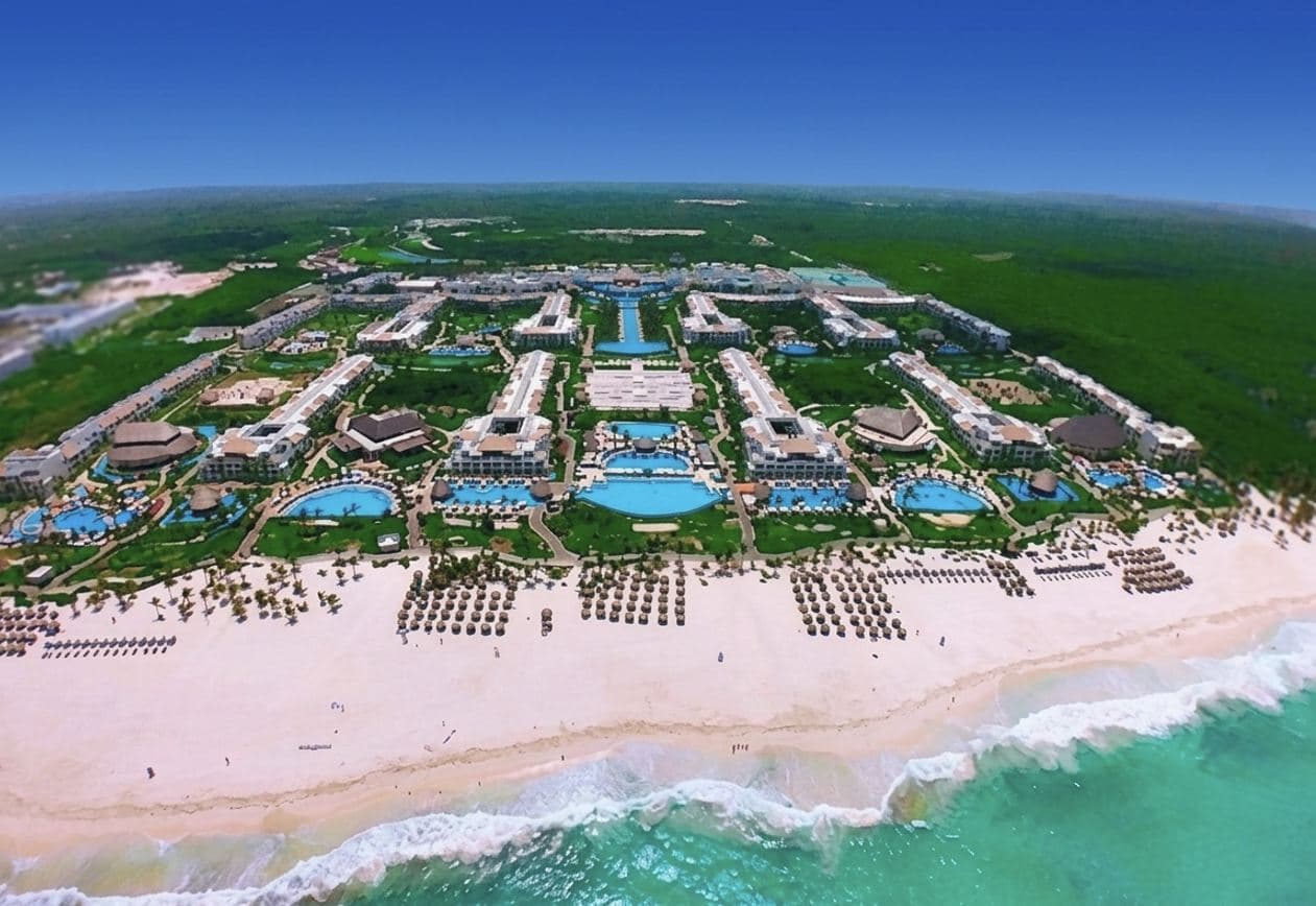 This Punta Cana Resort Has 13 Pools, The Caribbean's Largest Casino And 4 Swim-Up Bars