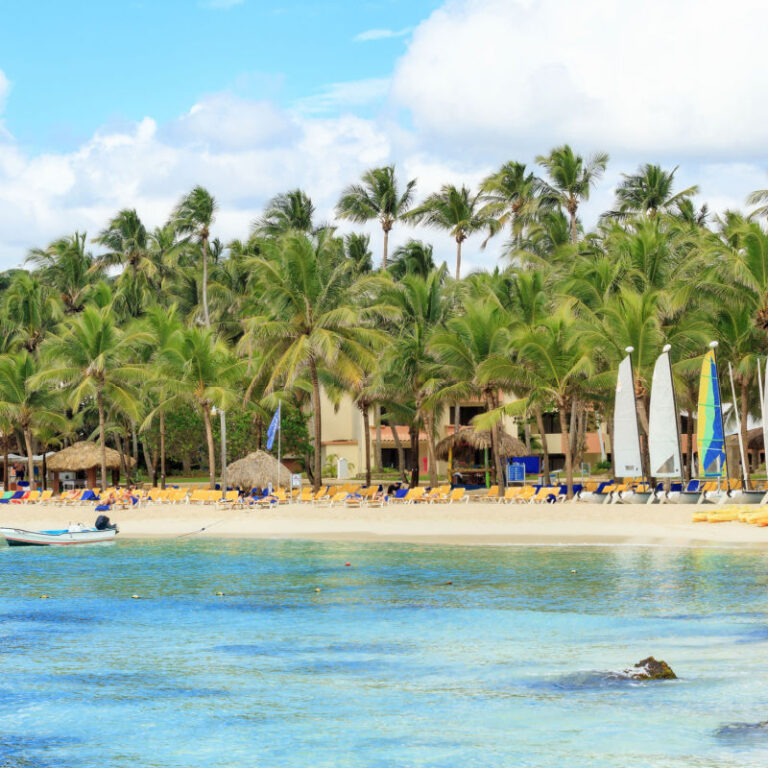 Dominican Republic Opens Newly Renovated Cruise Port Facilities In La