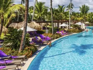 How To Win The 'Towel Game' In Punta Cana (Without Waking Up At 6 AM)