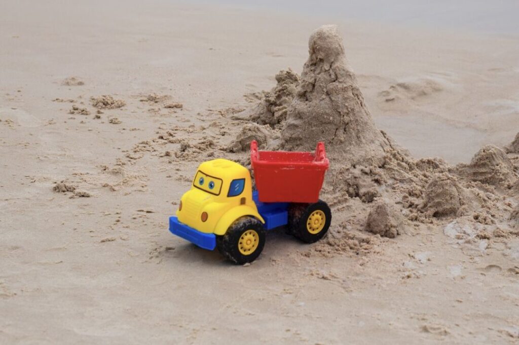Sand toys
