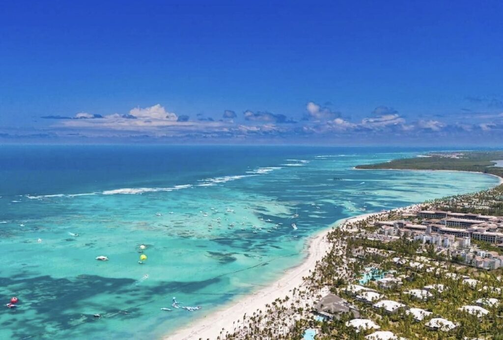 Canadians Are Flocking To Punta Cana In Record Numbers Here's 5 Reasons Why
