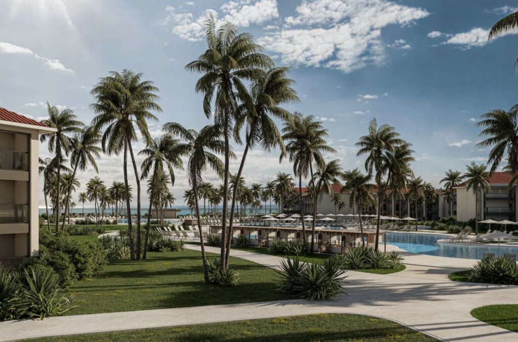 Hyatt VIvid Pool Punta Cana