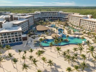 2 Punta Cana All-Inclusive Resorts That Always Deliver The Perfect Getaway